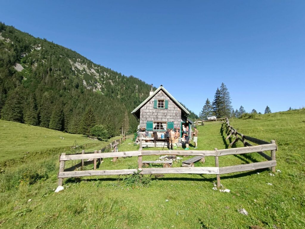 Almhütte