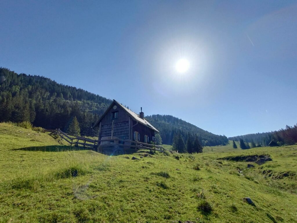 Almhütte