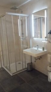 Dusche